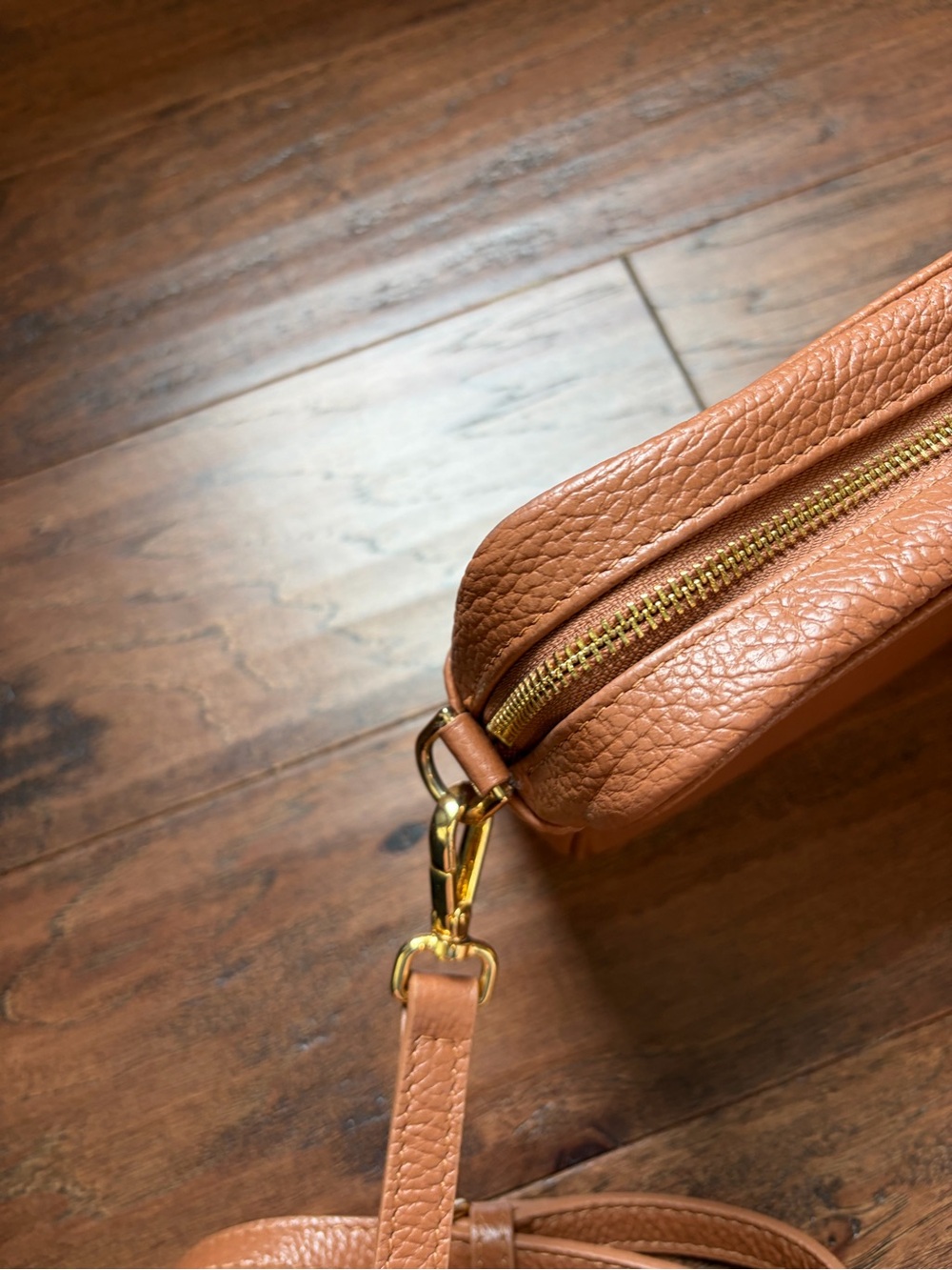 Quince Tan Leather Crossbody Bag - Picture 4 of 9